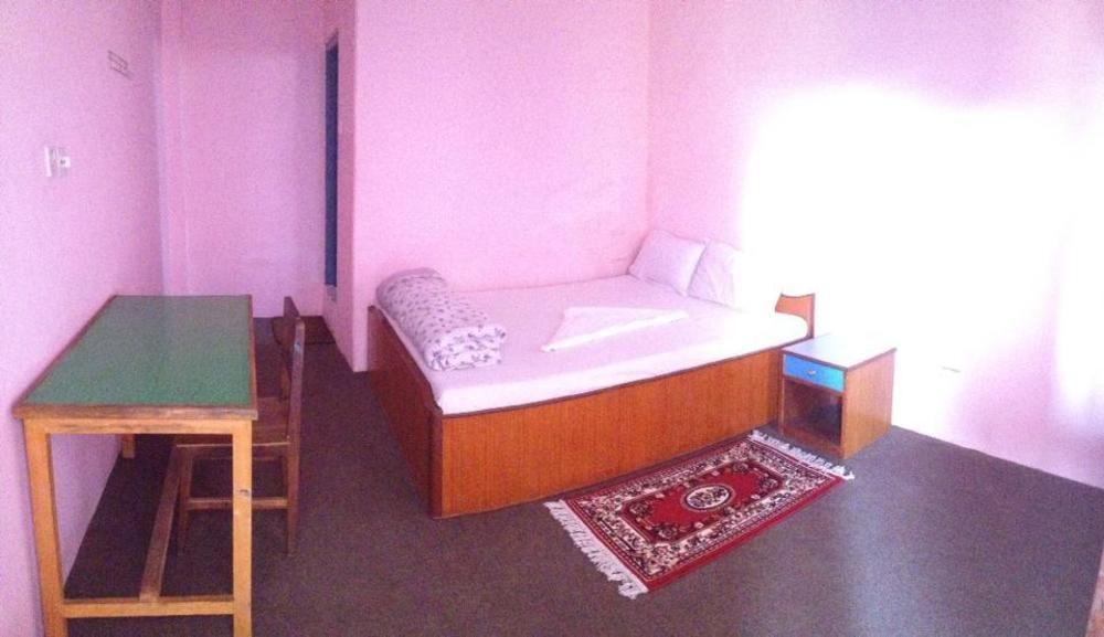 Hotel Lake House Pokhara Ngoại thất bức ảnh